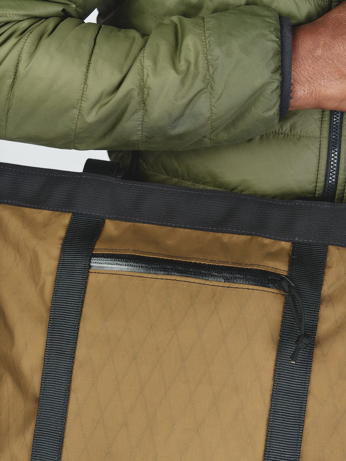 Helix 10L Tote - Image 7