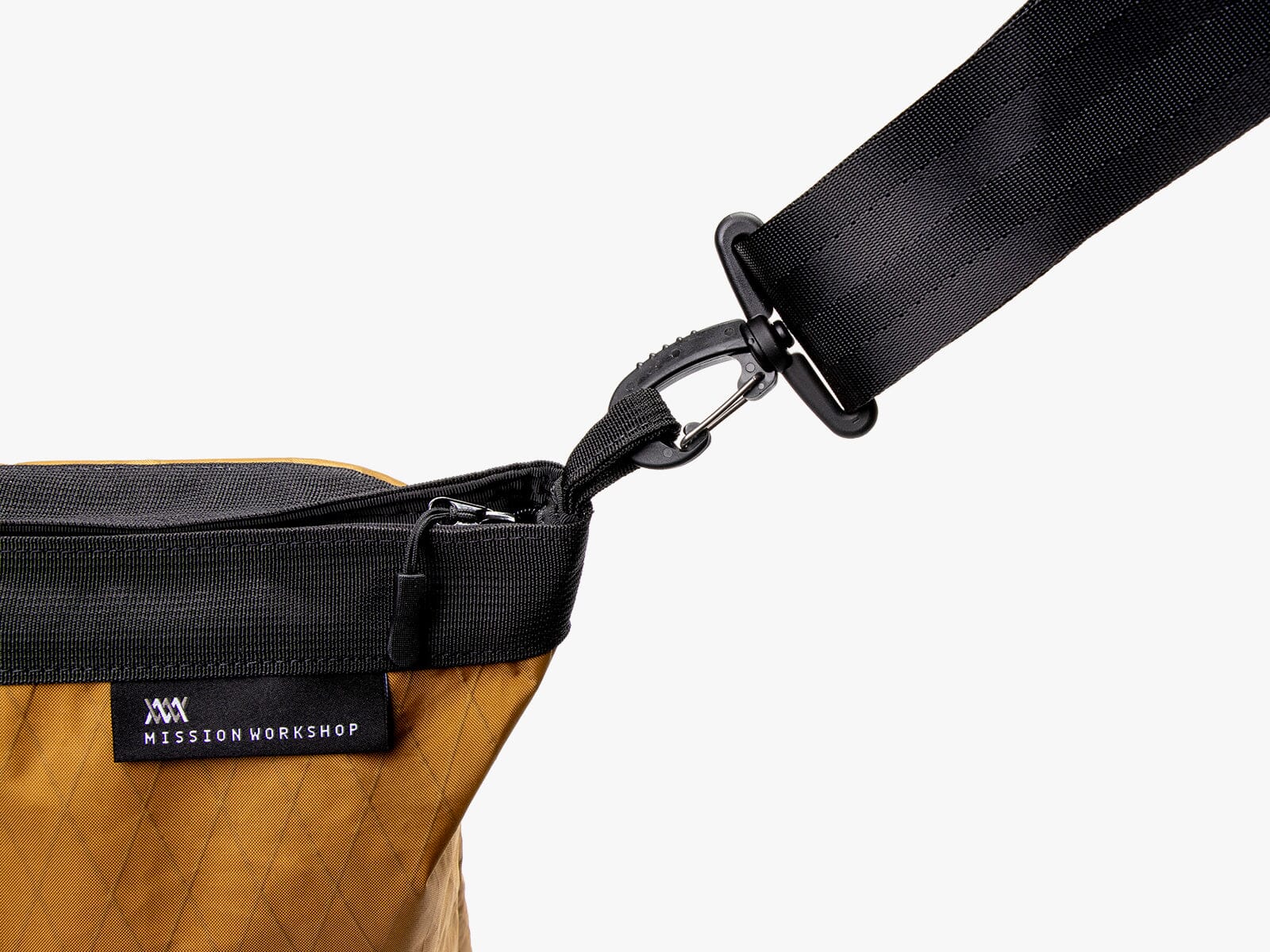 Helix 15L Tote - Image 9