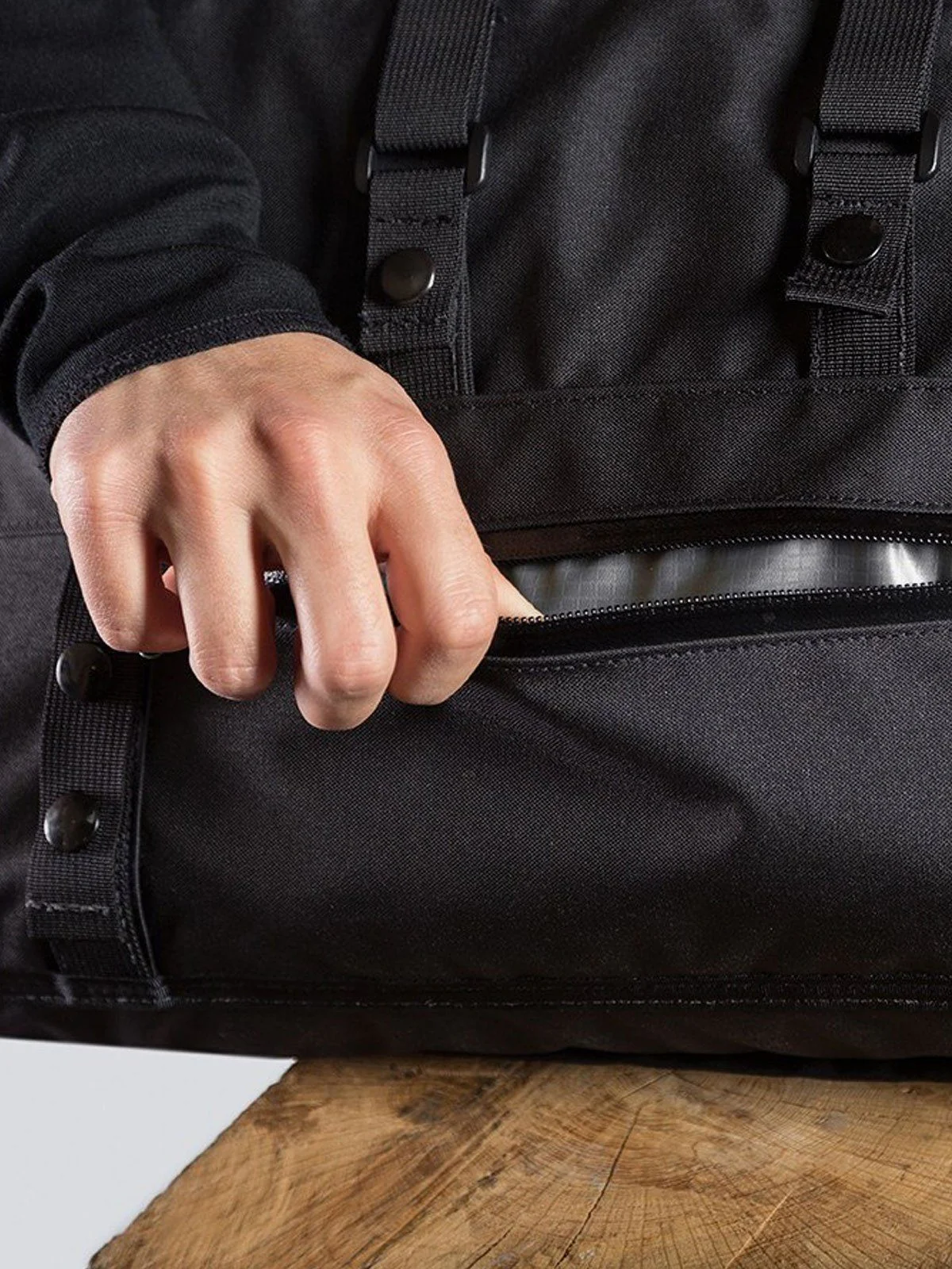 Transit : Duffle - Image 13